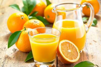 Медики объяснили, почему апельсиновый сок надо пить ежедневно