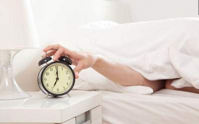 Медики рассказали, сколько нужно спать для здоровья сердца