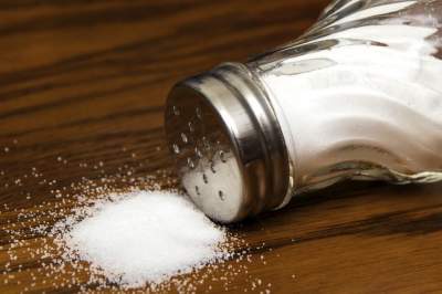 Медики обнаружили еще одну опасность употребления соли
