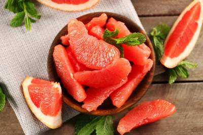 Этот популярный фрукт способствует похудению и улучшает иммунитет
