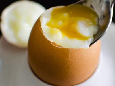 Медики объяснили, как куриные яйца влияют на сердце