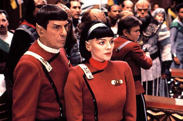 Леонард Нимой и Ким Кэтролл. Кадры из фильма "Звездный путь 6: Неоткрытая страна"