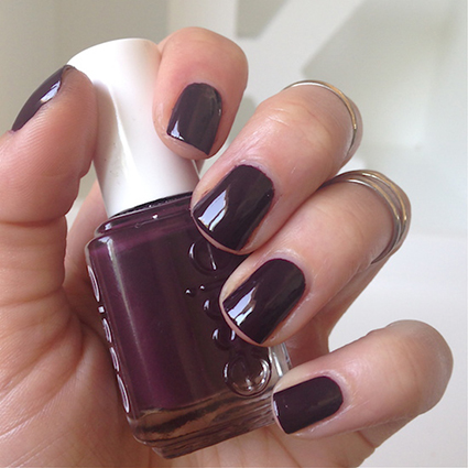 Nail Lacquer в оттенке Carry On, Essie 