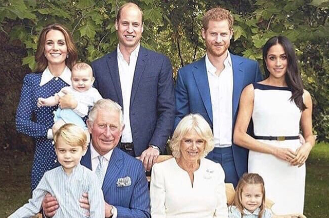 В сеть слили новые фото королевской семьи