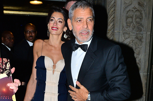 Амаль и Джордж Клуни посетили церемонию вручения премий Ассоциации корреспондентов ООН