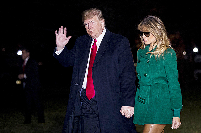 Наконец без каблуков: Мелания Трамп вместе с мужем вернулась в Вашингтон