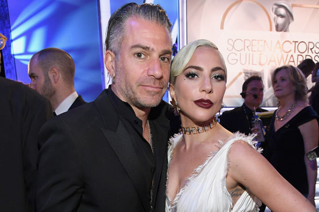 Леди Гага разорвала помолвку со своим женихом Кристианом Карино