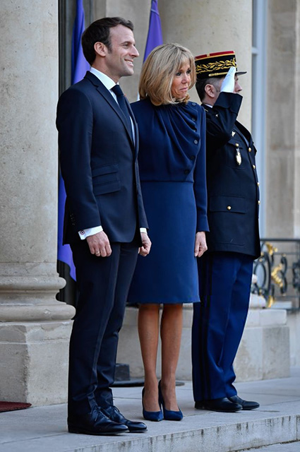 президент Франции Эммануэль Макрон с супругой Брижит