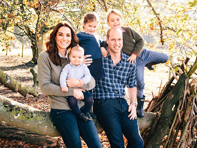 Принц Уильям и Кейт Миддлтон с детьми: принцами Джорджем и Луи и принцессой Шарлоттой