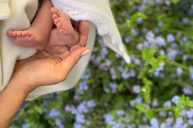 Меган Маркл с новорожденным сыном