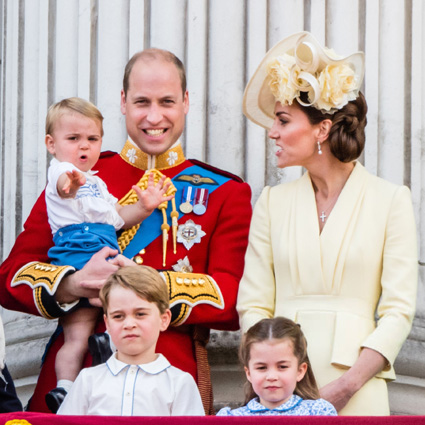 Принц Уильям и Кейт Миддлтон с принцем Луи, принцем Джорджем и принцессой Шарлоттой