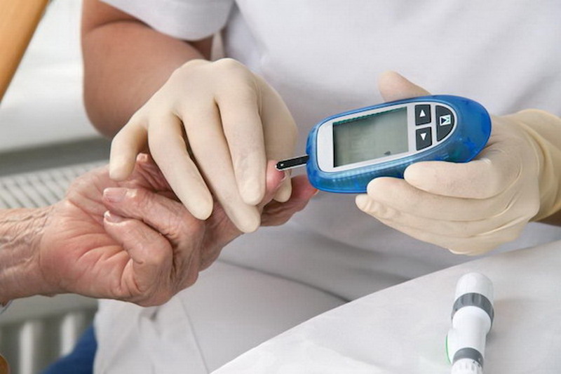Медики рассказали, как снизить уровень сахара в крови с помощью спорта