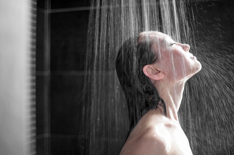 Топ-9 причин чаще принимать холодный душ