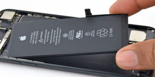 Почему нужно покупать оригинальные батареи на iPhone