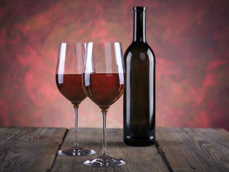 Названы опасные последствия частого употребления вина